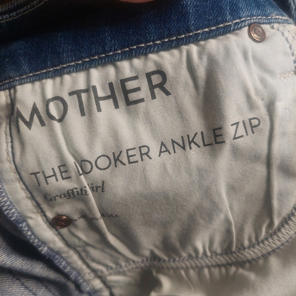 MOTHER Women's Distressed Blue Jeans - Picture 6 of 6